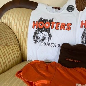 Hooters uniform, Chas, SC, 20th anniversary, XS
